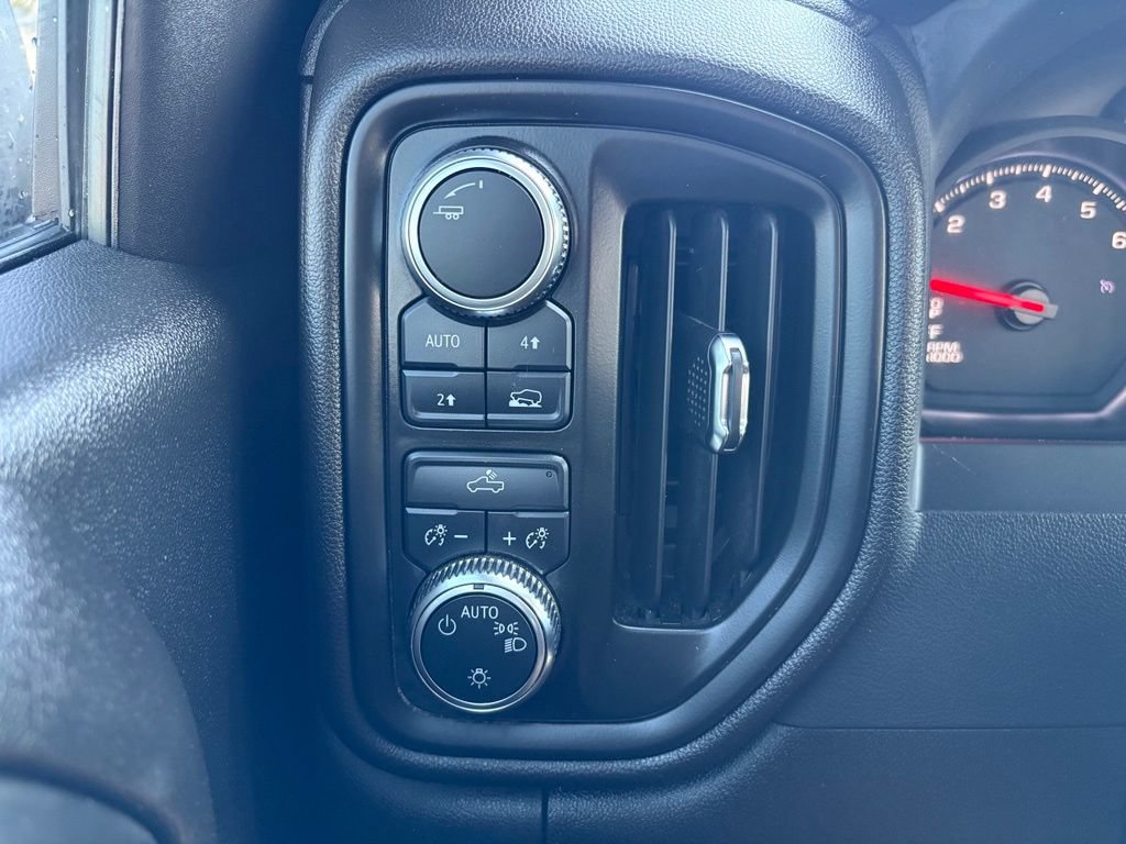 Used 2026 GMC Sierra 1500 Pro w/ Pro Value Package AWD/4WD image 15