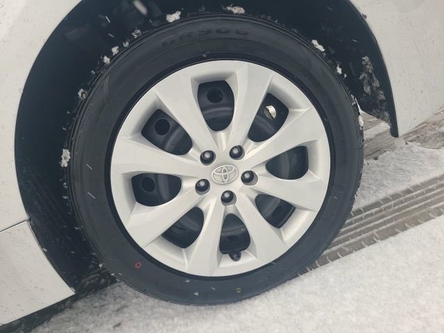 Used 2024 Toyota Corolla LE image 11