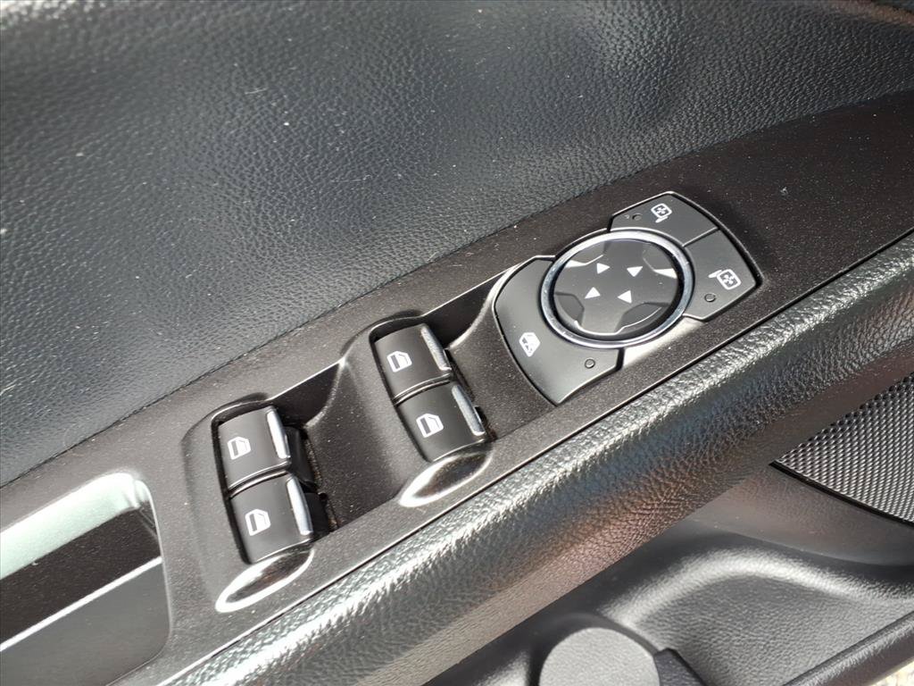 Used 2019 Ford Fusion SEL FWD image 16