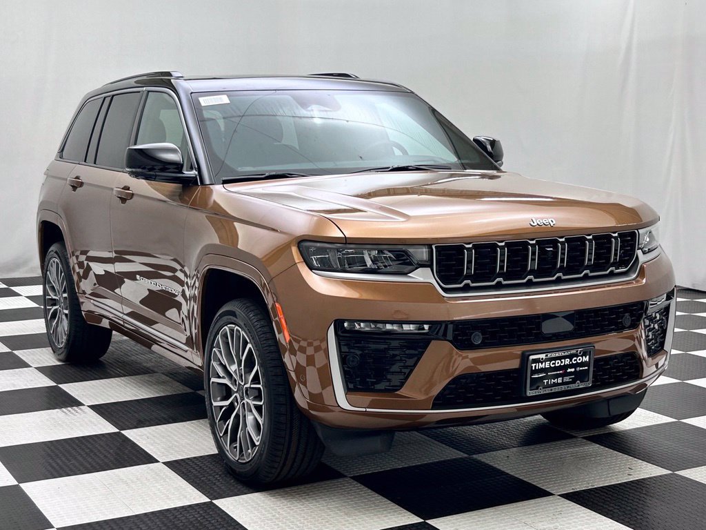 New 2027 Jeep Grand Cherokee Summit AWD/4WD image 2