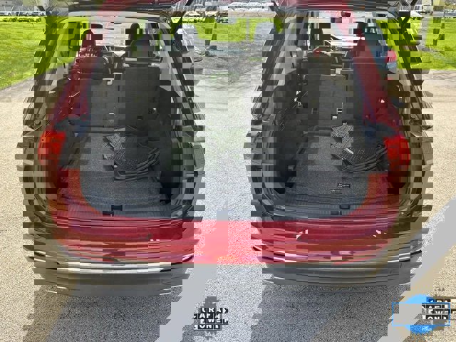 Used 2021 Volkswagen Tiguan SE w/ Panoramic Sunroof Package image 6