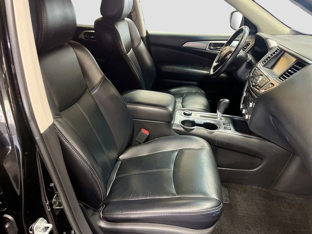 Used 2018 Nissan Pathfinder SL AWD/4WD image 29