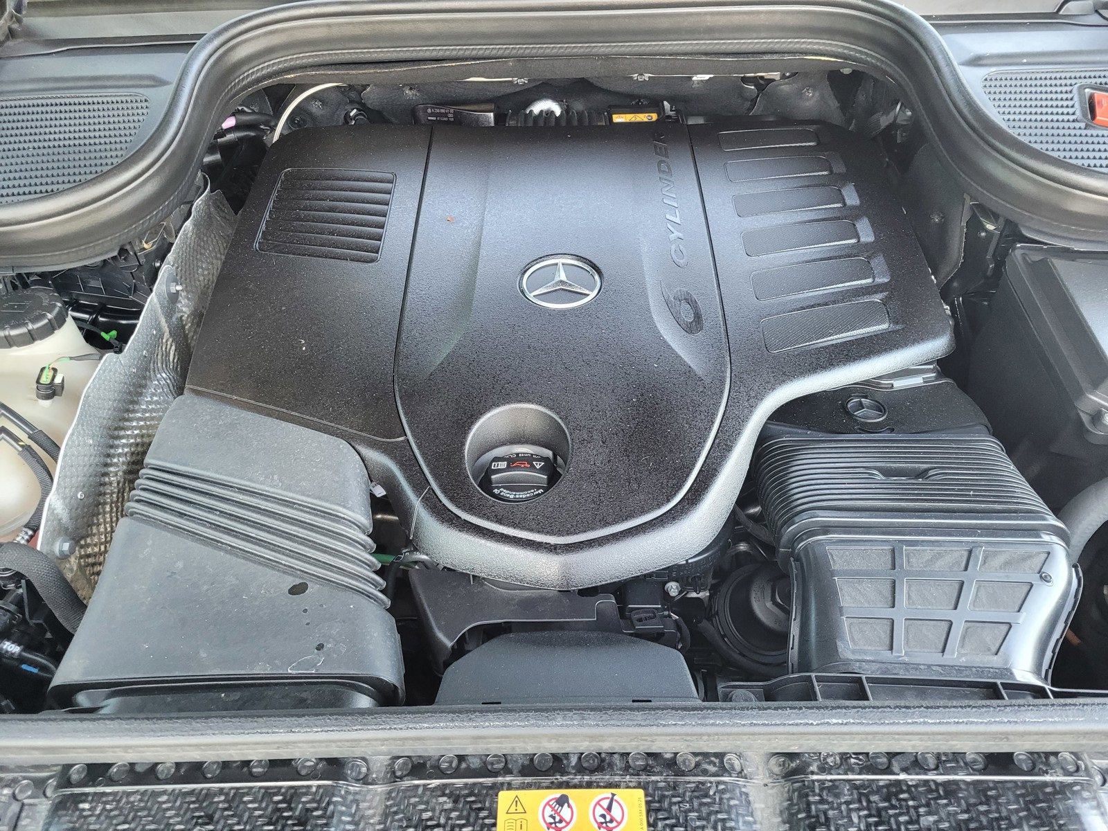 Used 2024 Mercedes-Benz GLS 450 4MATIC image 30