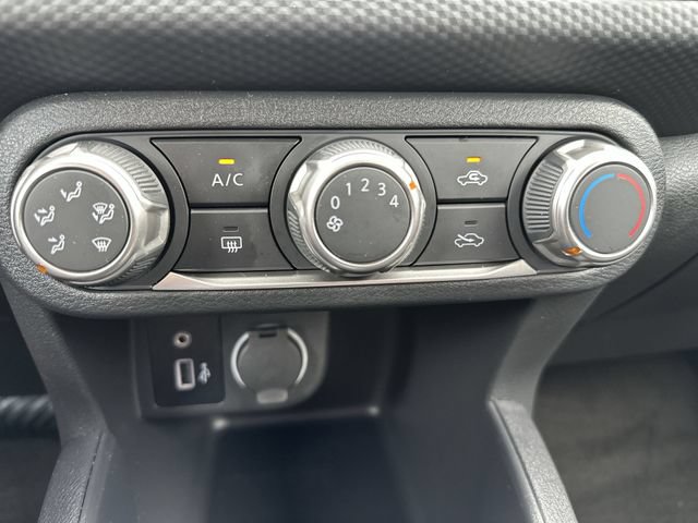 Used 2024 Nissan Kicks S FWD image 18