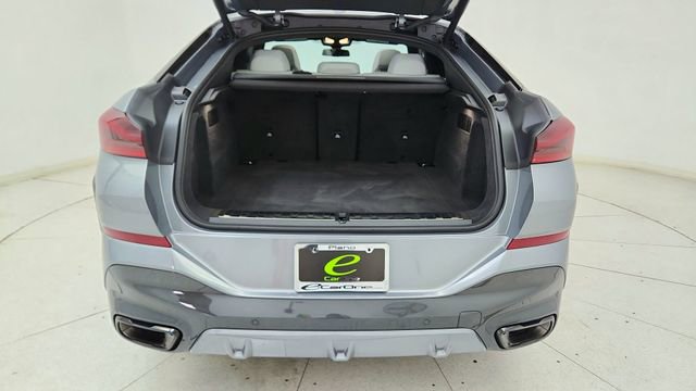 Used 2026 BMW X6 xDrive40i w/ Climate Comfort Package image 14
