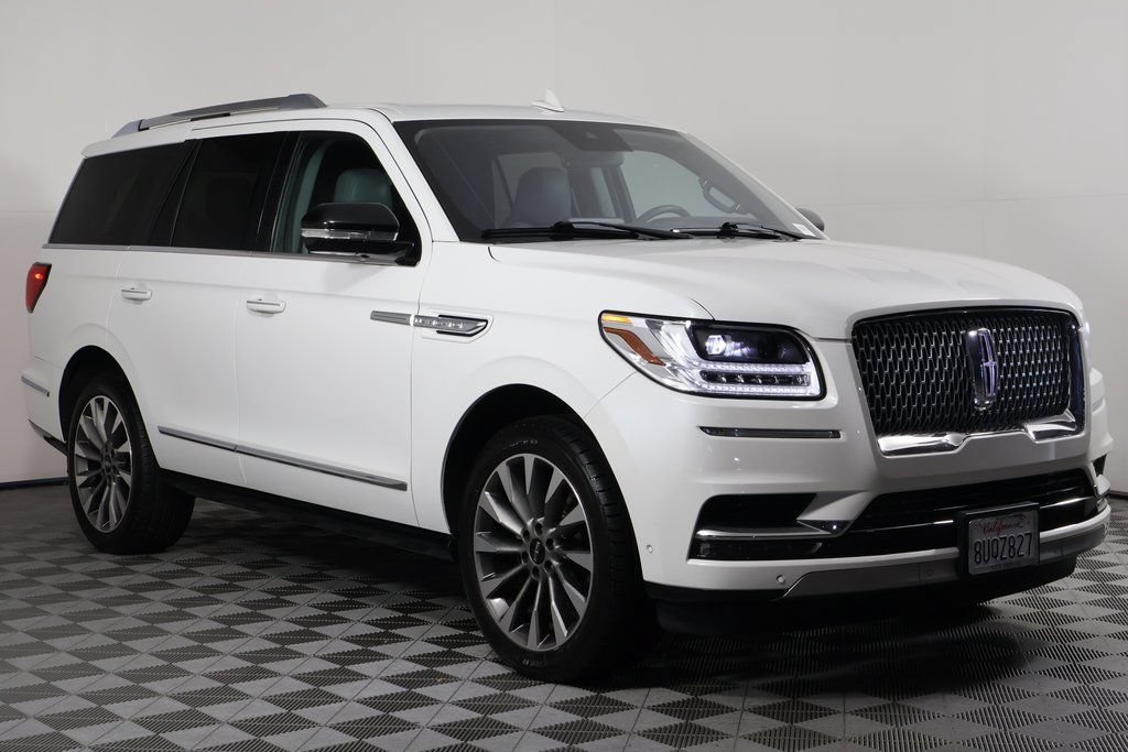 Used 2020 Lincoln Navigator Reserve w/ Luxury Package AWD/4WD image 3