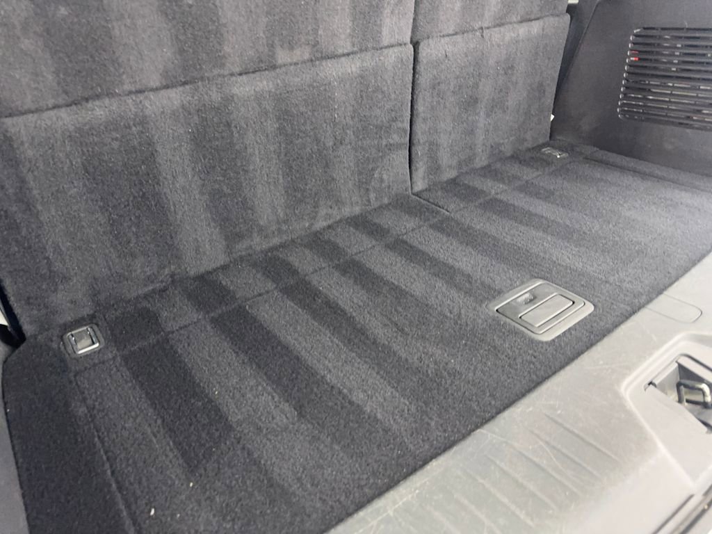 Used 2024 Nissan Armada SL image 87