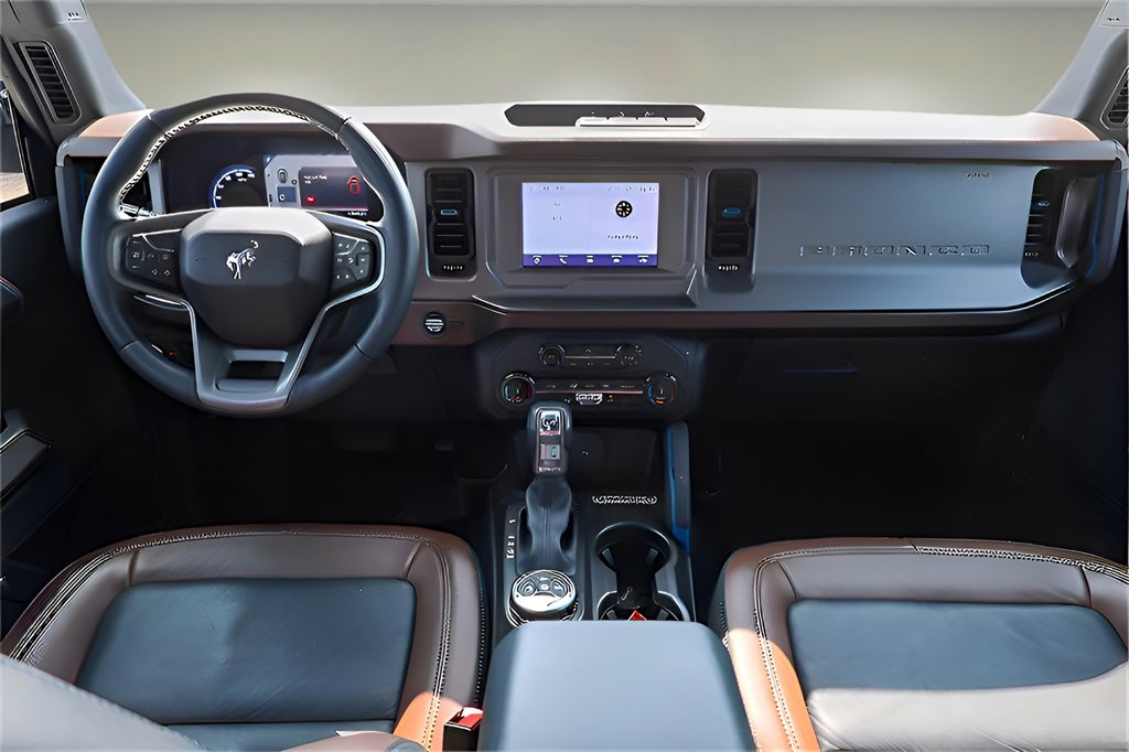 Used 2022 Ford Bronco Outer Banks image 15