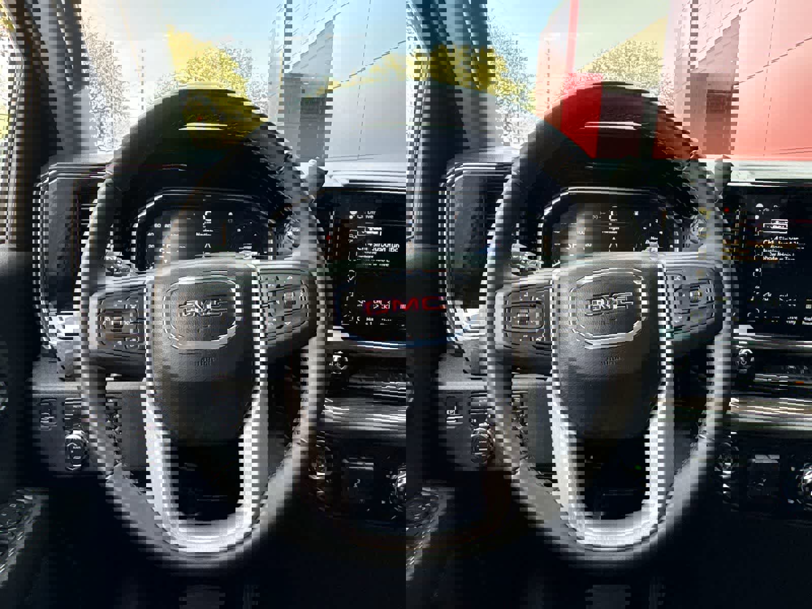 Used 2025 GMC Sierra 1500 Elevation image 22