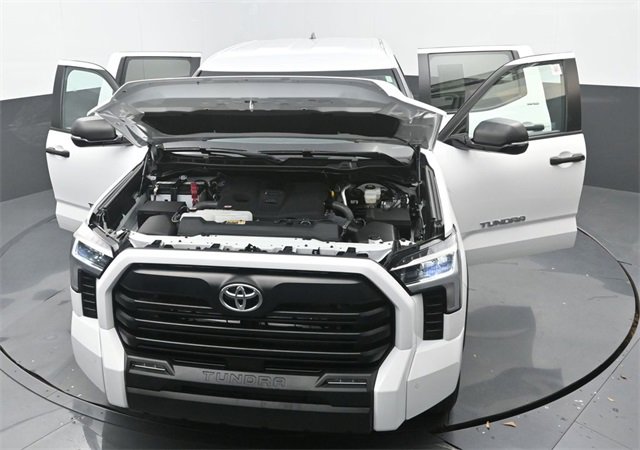Used 2024 Toyota Tundra SR5 w/ SR5 Convenience Package image 32