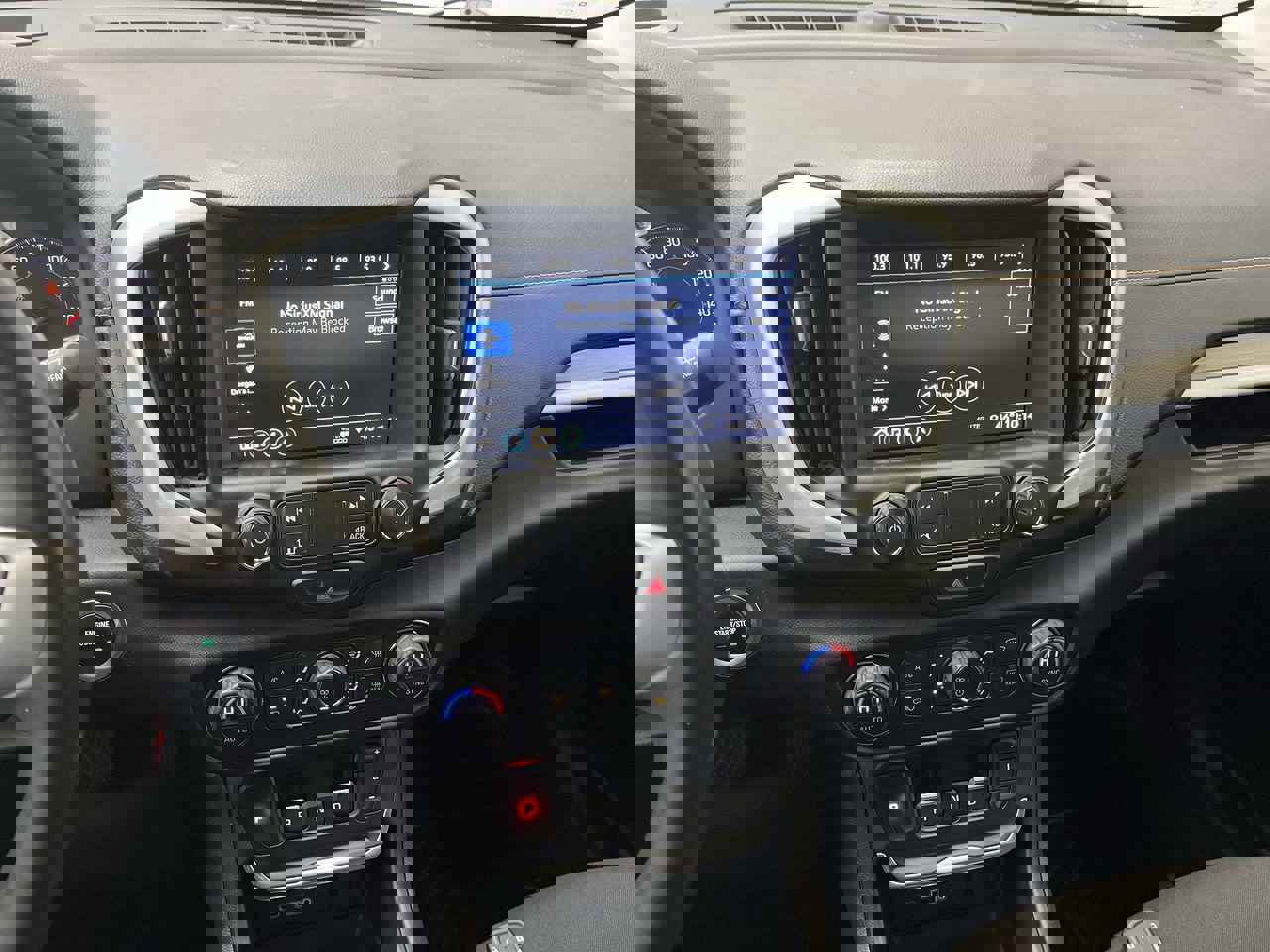 Used 2021 GMC Terrain SLE w/ Driver Convenience Package image 17