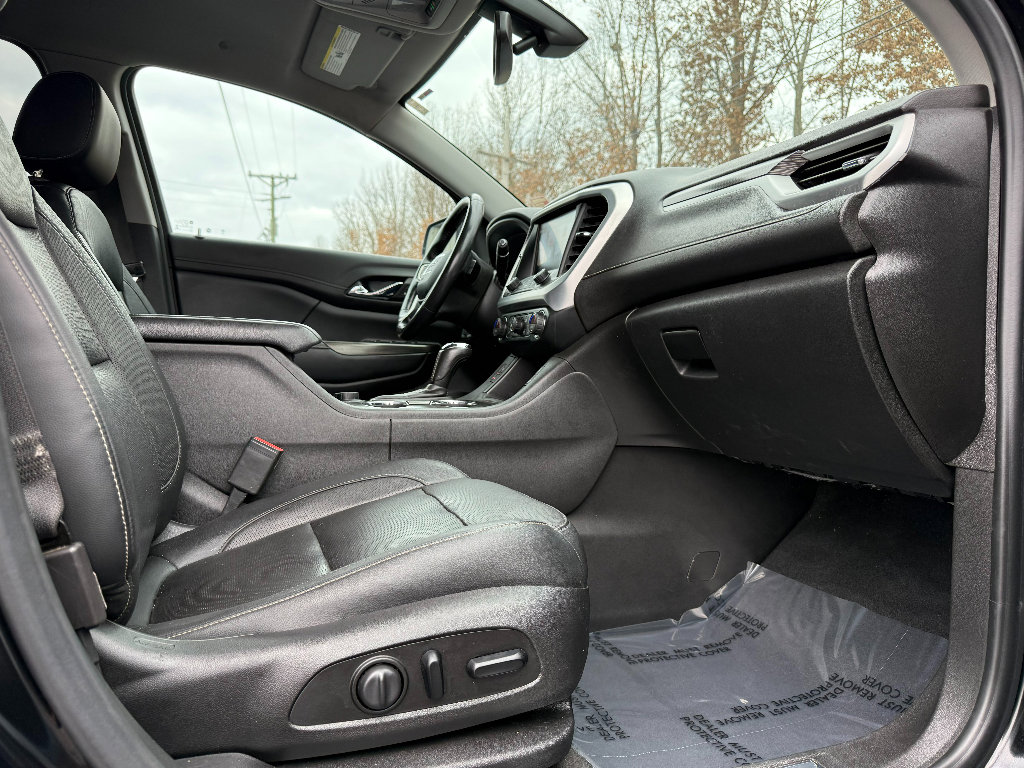 Used 2019 GMC Acadia SLT image 30