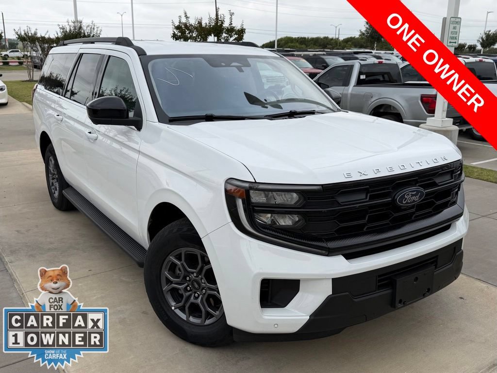 Used 2025 Ford Expedition Max Active AWD/4WD image 3