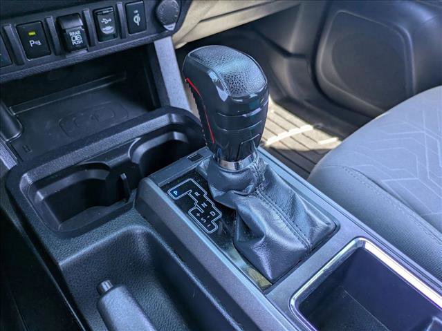Used 2019 Toyota Tacoma TRD Off-Road image 11