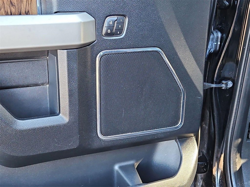 Used 2018 Ford F150 Lariat w/ Equipment Group 502A Luxury image 12