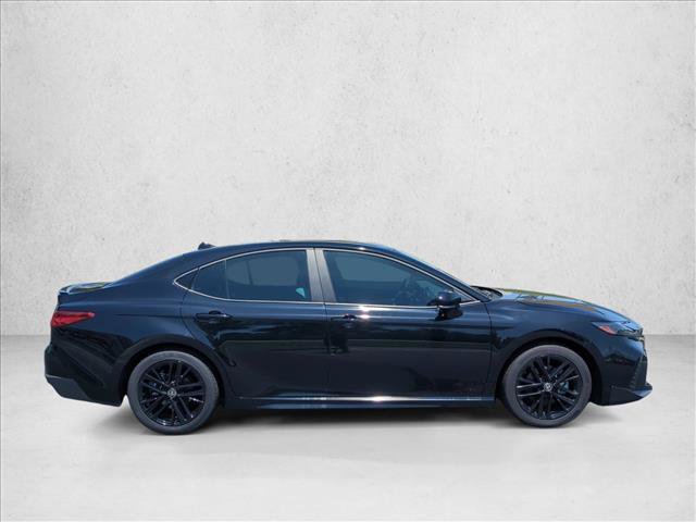 Certified 2025 Toyota Camry SE FWD image 4
