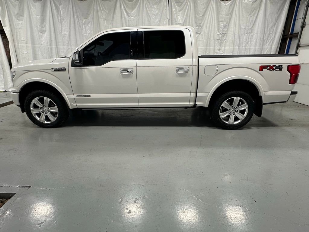 Used 2018 Ford F150 Platinum w/ Equipment Group 701A Luxury image 4