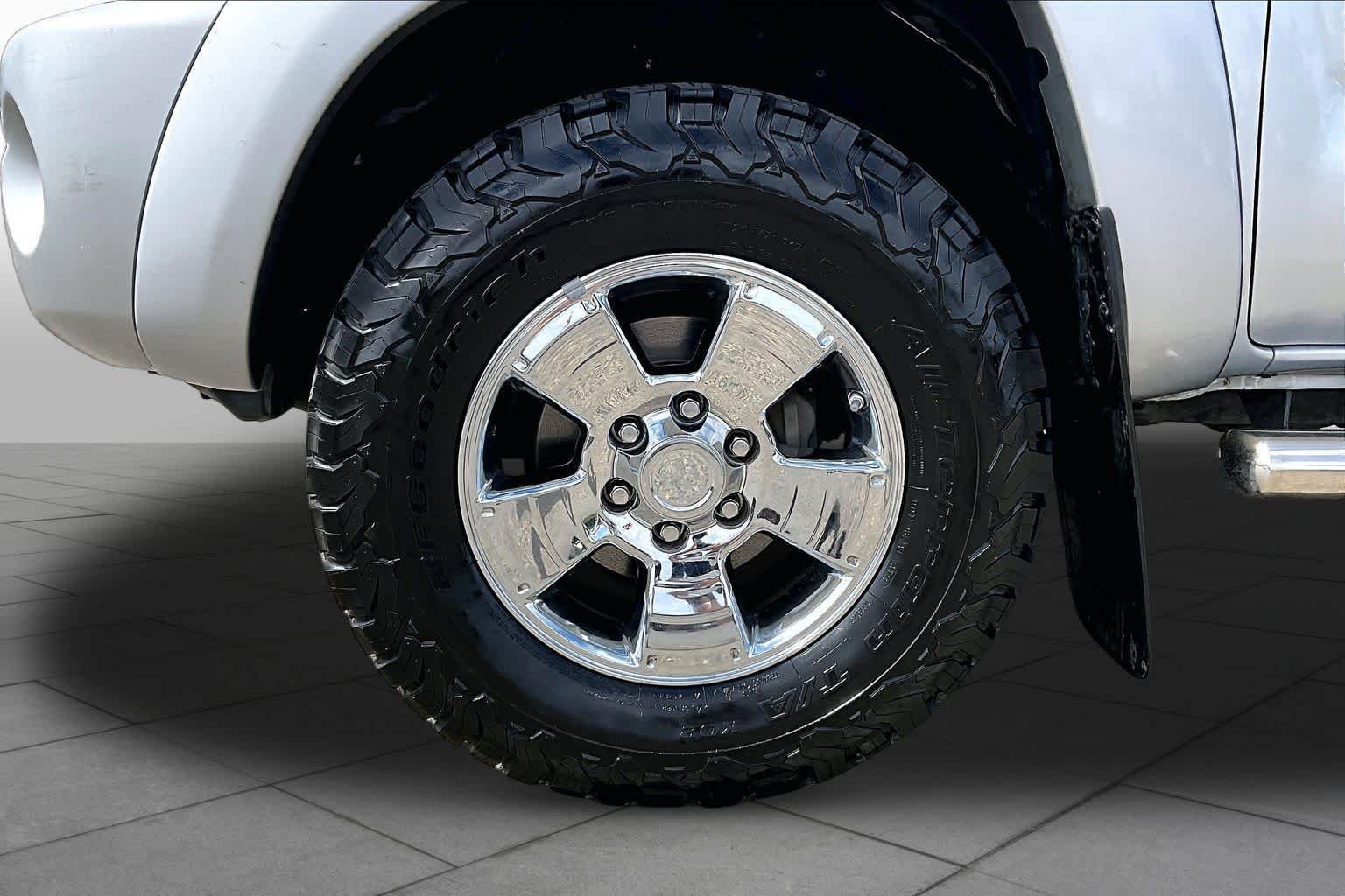 Used 2006 Toyota Tacoma PreRunner w/ TRD Sport Pkg #1 RWD image 10