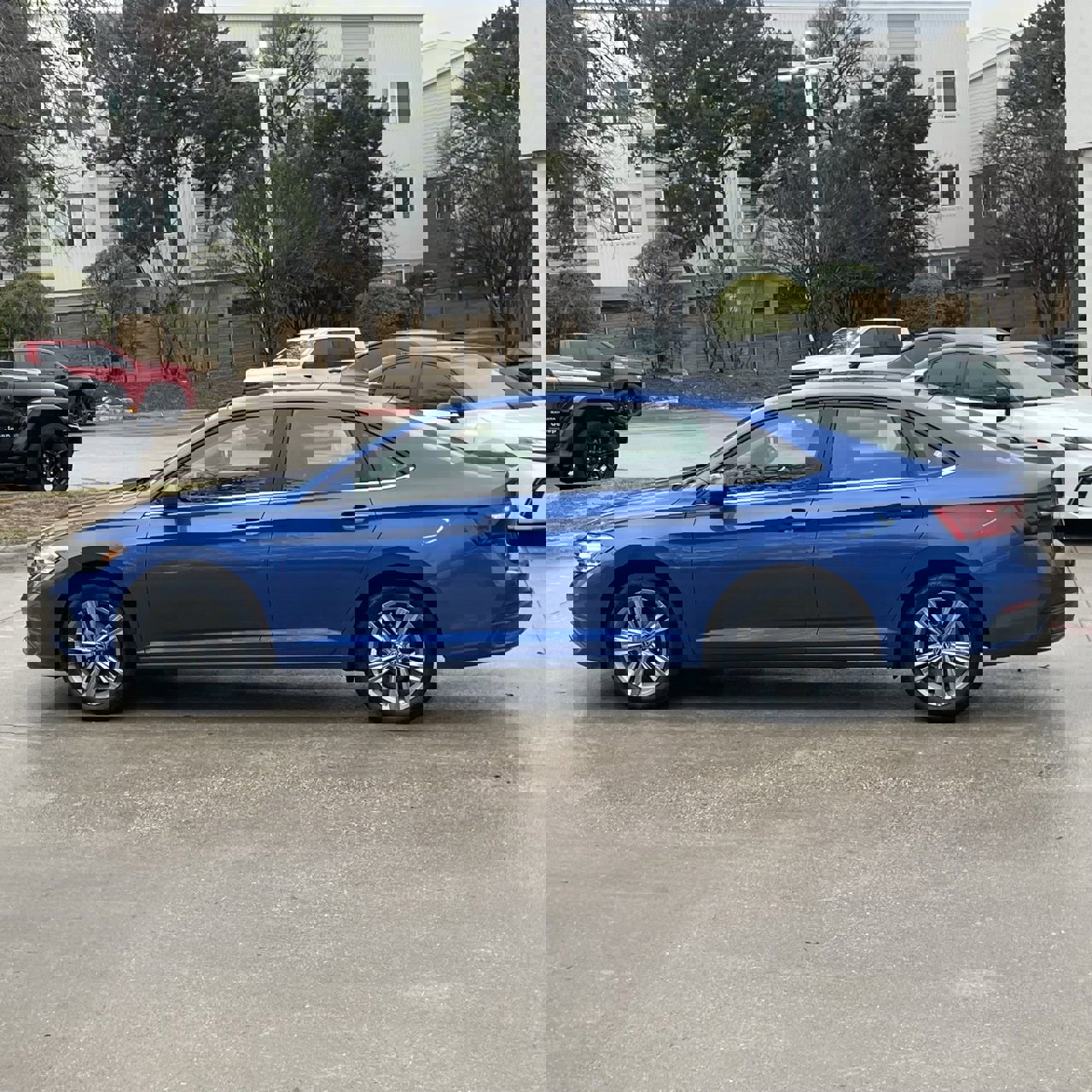 Used 2024 Volkswagen Jetta SE image 3