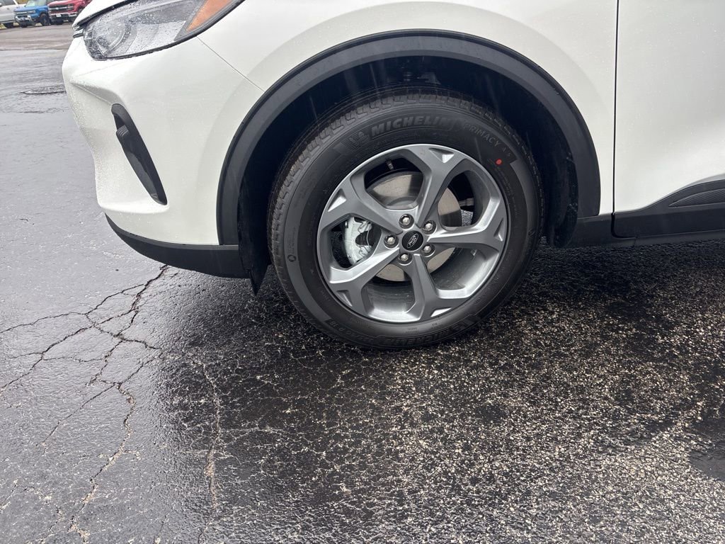 New 2026 Ford Escape ST-Line w/ Tech Pack #1 image 18