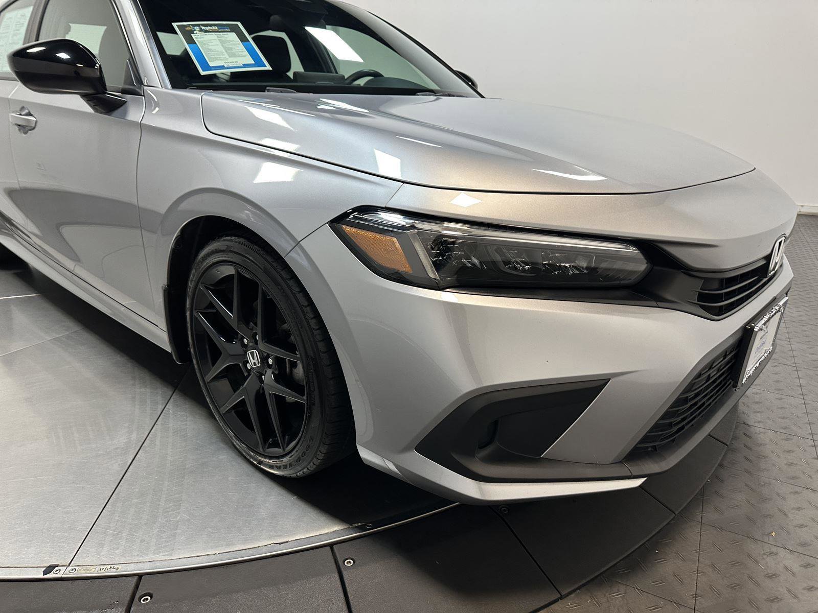 Certified 2024 Honda Civic Sport image 3