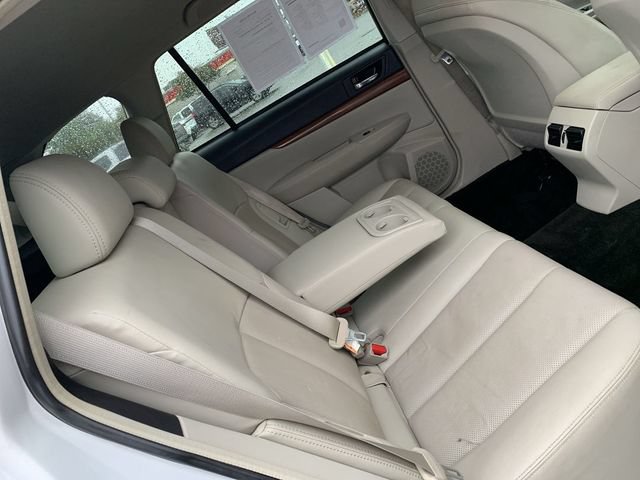 Used 2014 Subaru Outback 2.5i Limited AWD/4WD image 12