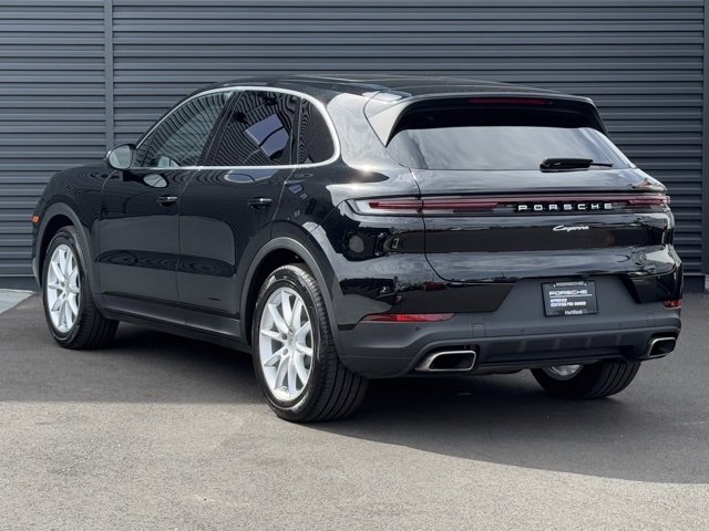 Certified 2024 Porsche Cayenne image 3