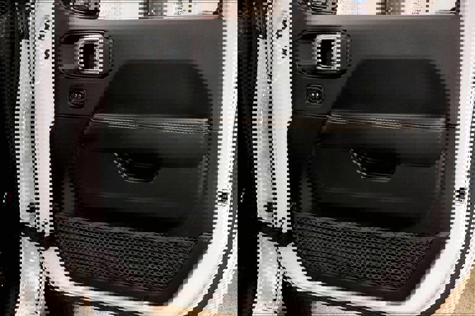 Used 2024 Jeep Wrangler Sahara w/ Safety Group image 23