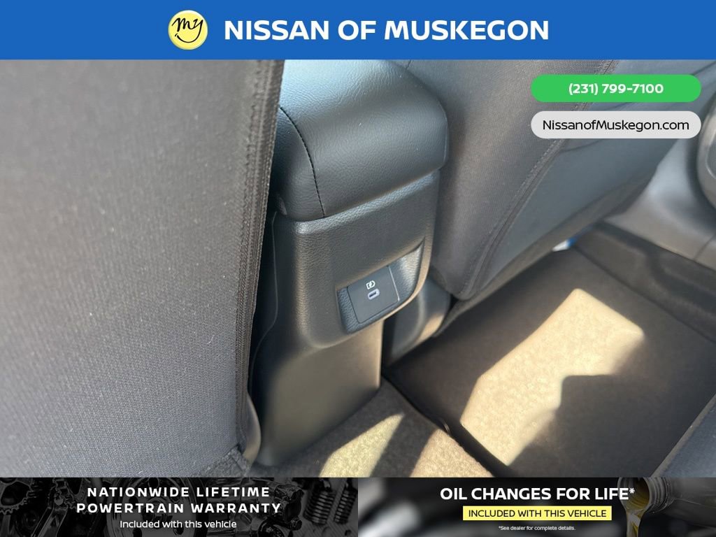 New 2025 Nissan Versa SV w/ Trunk Package image 24