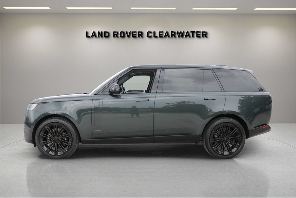 New 2026 Land Rover Range Rover Long Wheelbase SE AWD/4WD image 2