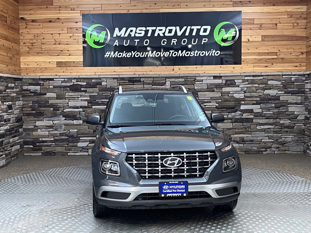 Certified 2023 Hyundai Venue SEL FWD image 2