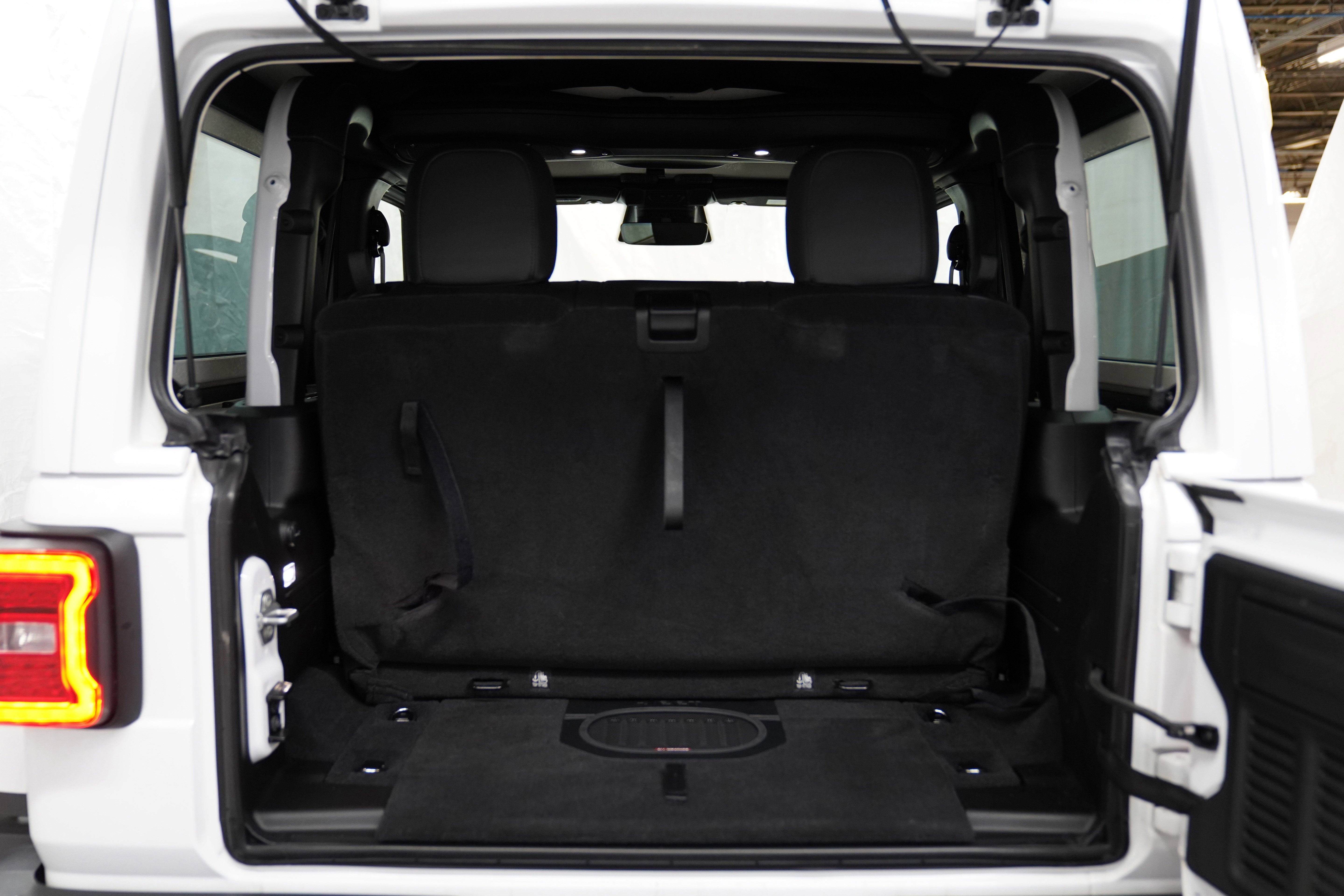 Used 2025 Jeep Wrangler Rubicon image 7