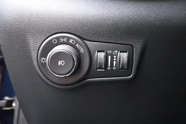 New 2026 Jeep Compass Trailhawk AWD/4WD image 17