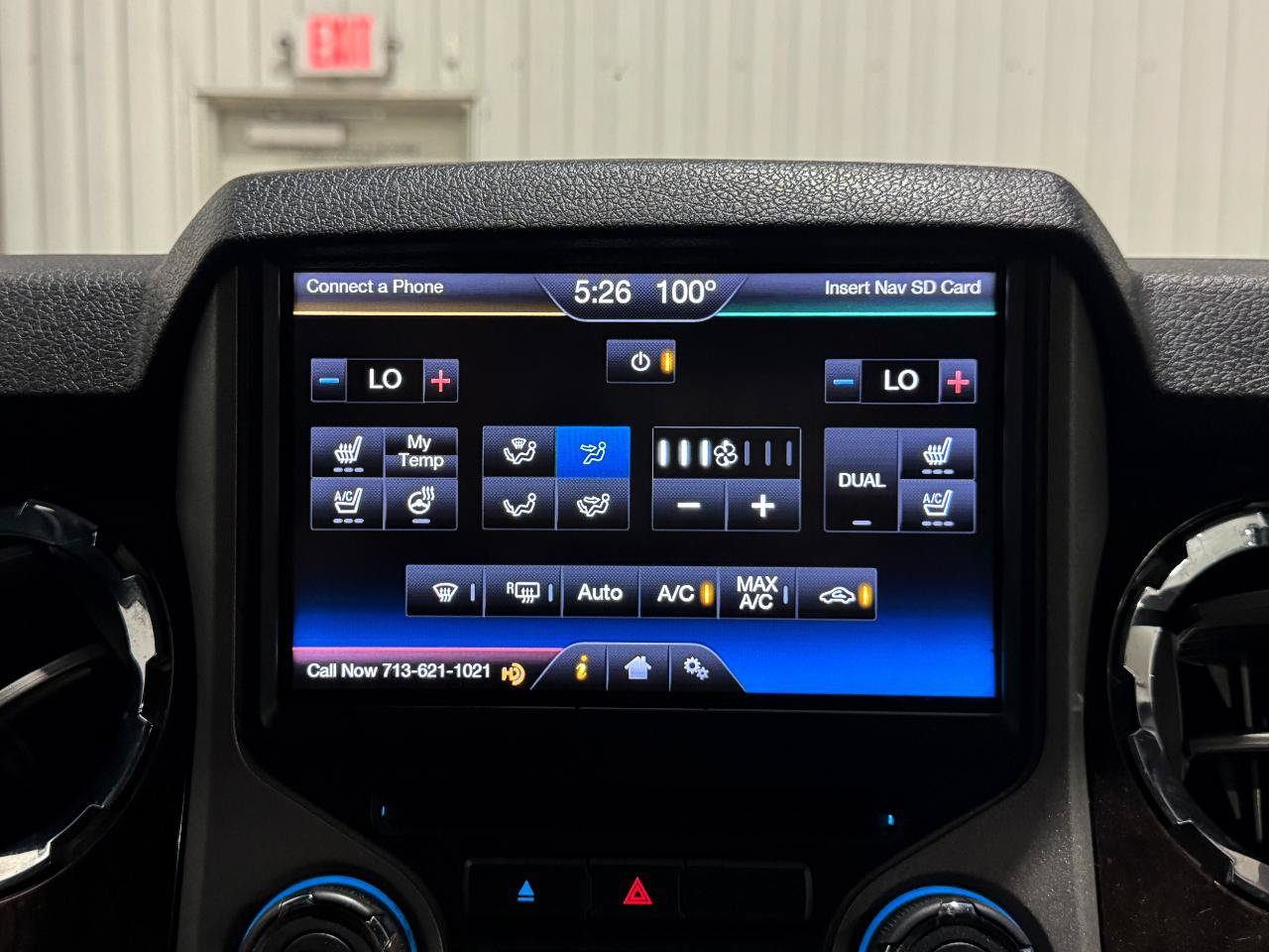 Used 2014 Ford F250 Platinum w/ FX4 Off-Road Package AWD/4WD image 9