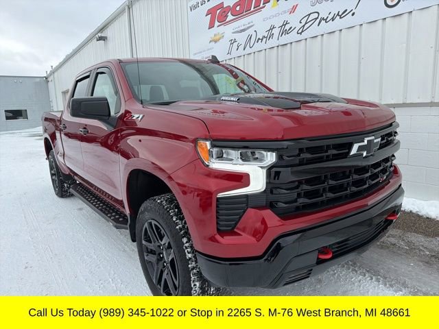 Used 2025 Chevrolet Silverado 1500 LT Trail Boss w/ Convenience Package II image 4