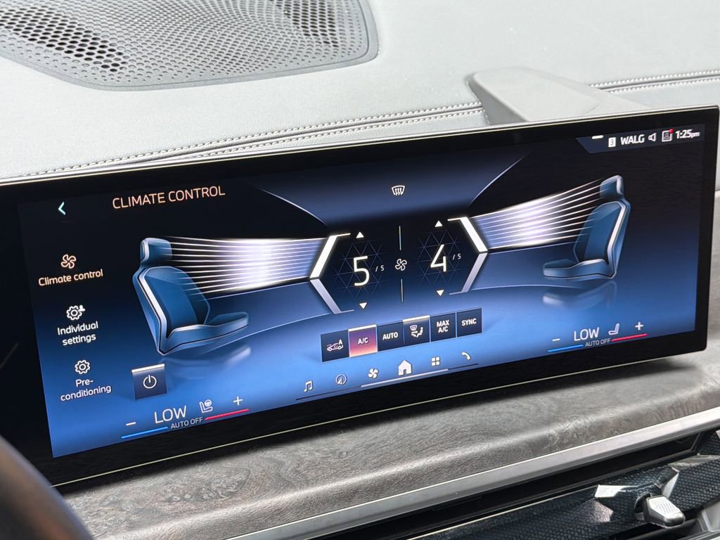 Used 2025 BMW X5 xDrive40i w/ Climate Comfort Package image 8