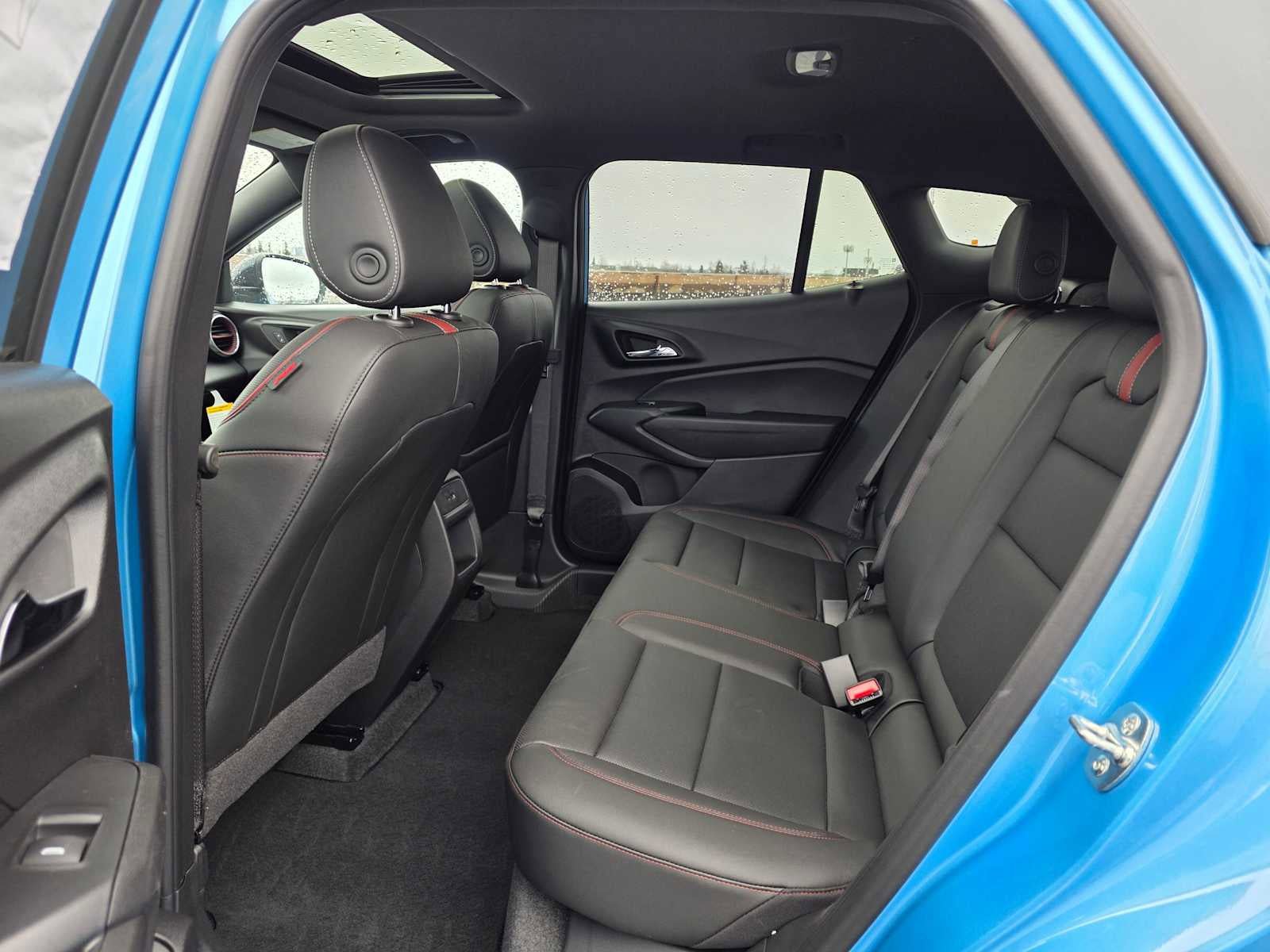 New 2026 Chevrolet Trax RS w/ Sunroof Package FWD image 16