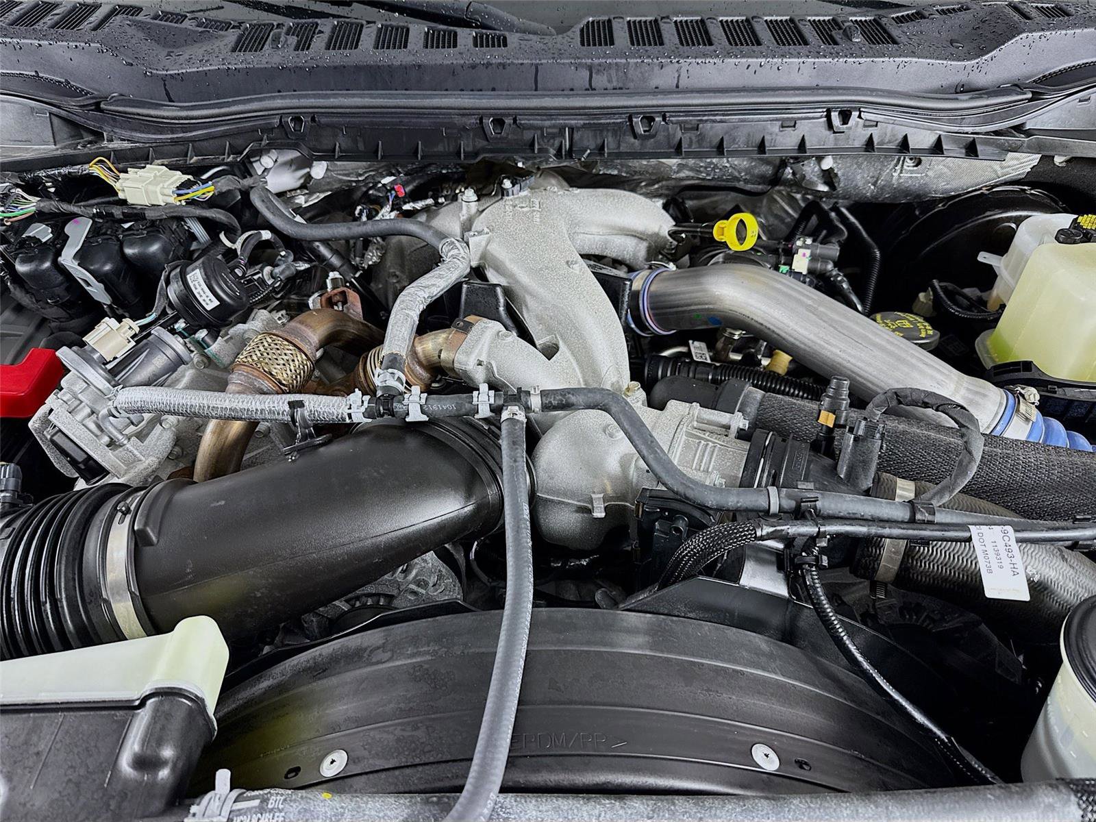 Used 2024 Ford F350 Lariat w/ Chrome Package image 31