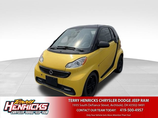 Used 2013 smart fortwo Coupe RWD image 1