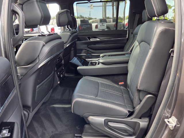 New 2025 Jeep Grand Wagoneer L Series II Obsidian w/ Quick Order Packagew 28T AWD/4WD image 12