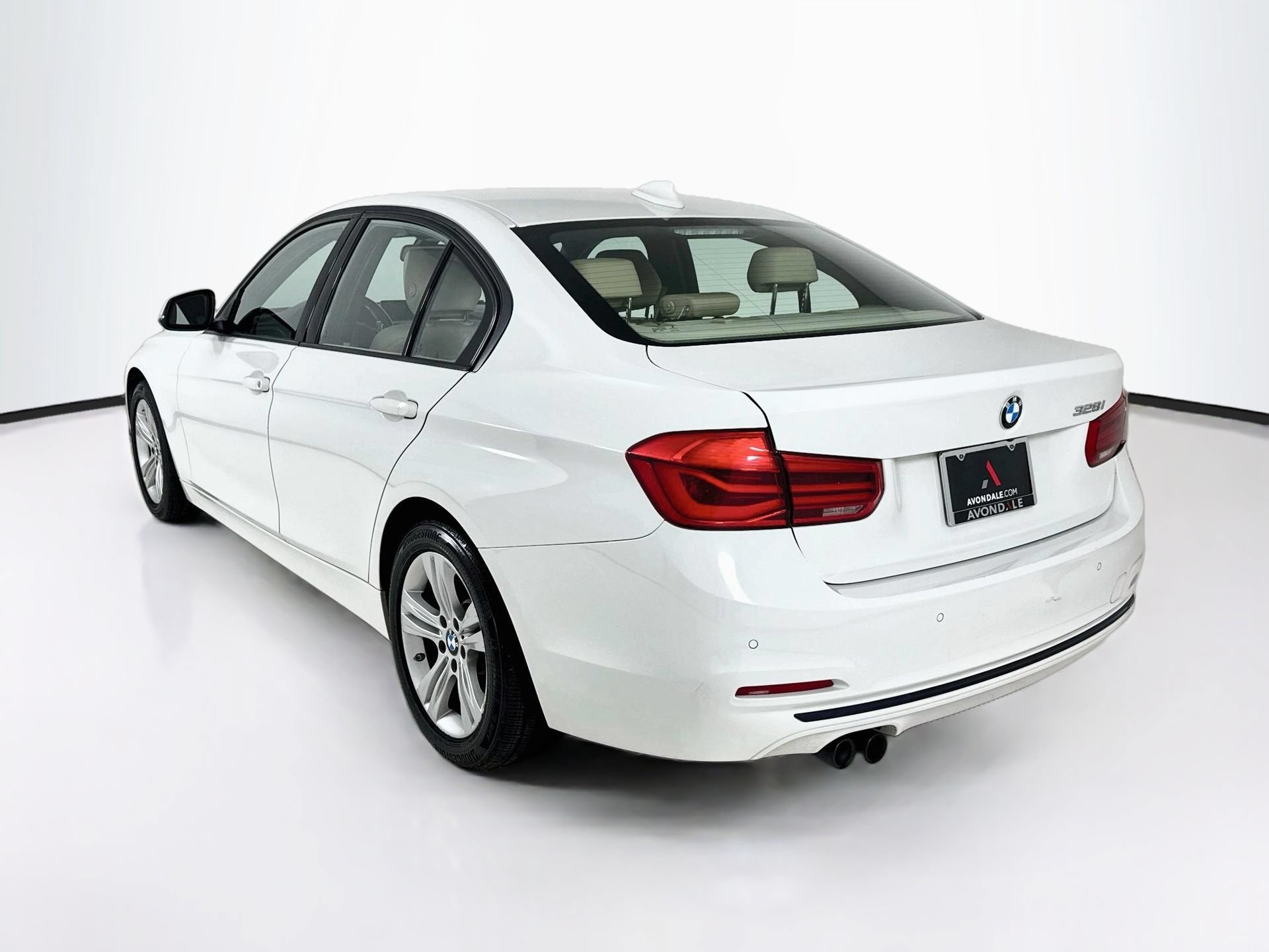 Used 2016 BMW 328i Sedan RWD image 6