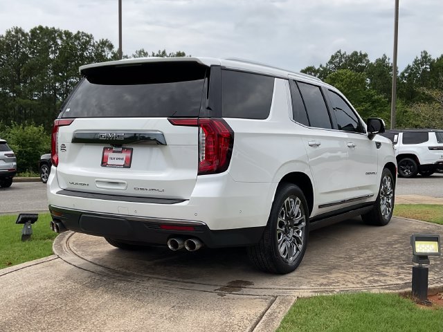 Used 2023 GMC Yukon Denali Ultimate AWD/4WD image 7
