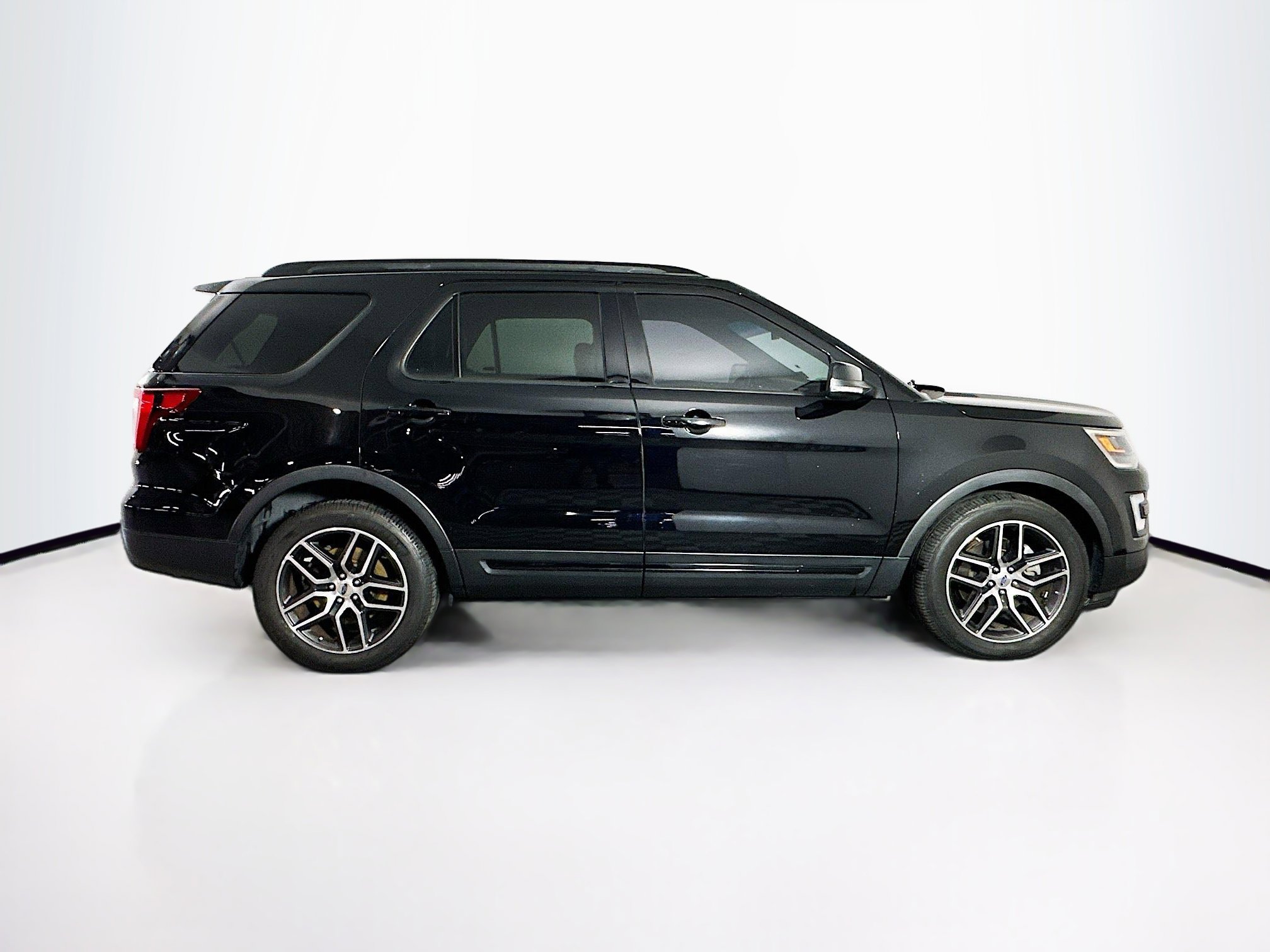 Used 2016 Ford Explorer Sport AWD/4WD image 10