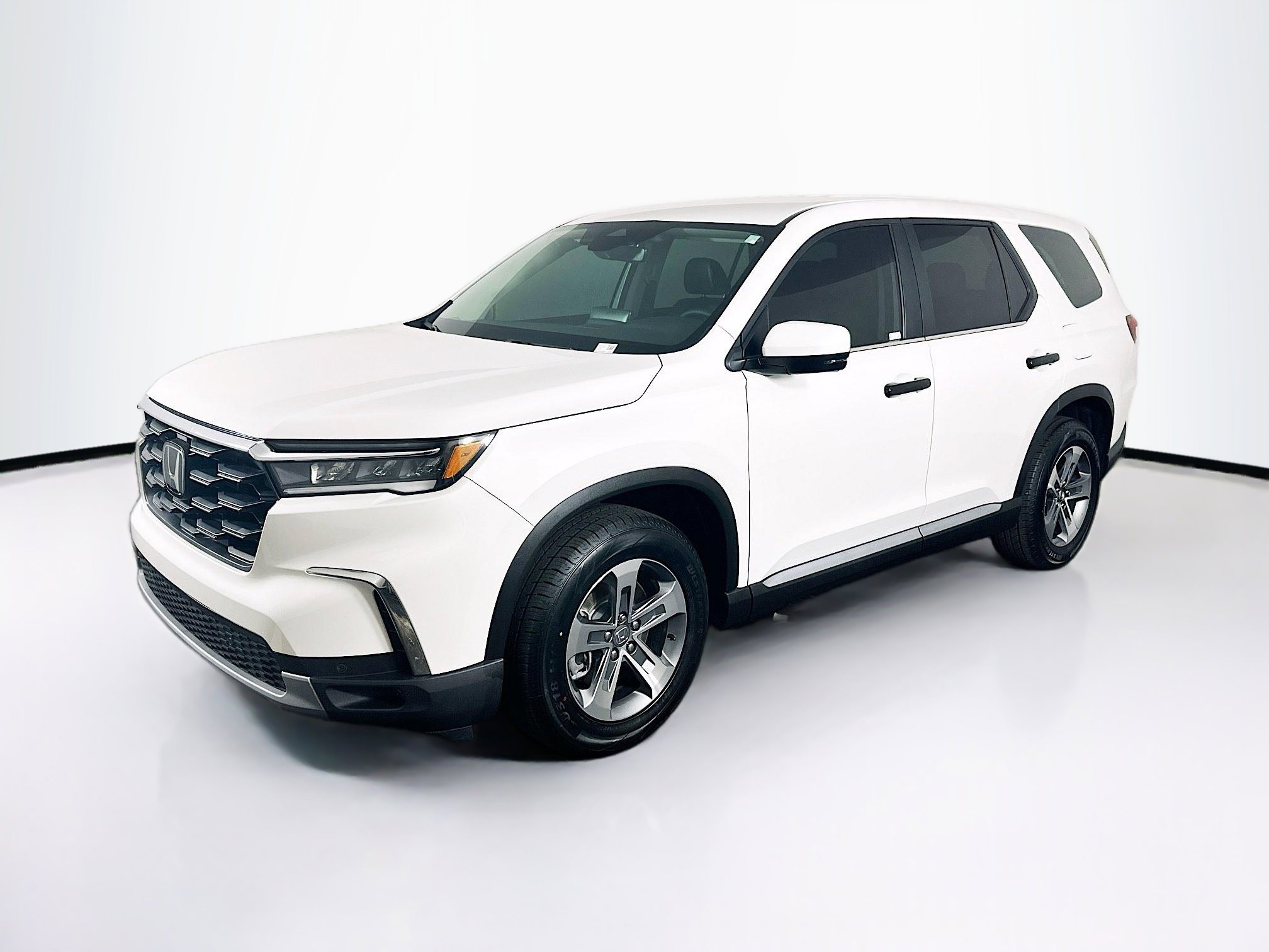 Used 2024 Honda Pilot EX-L image 3