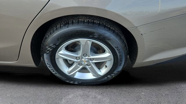Used 2023 Chevrolet Malibu LT image 20