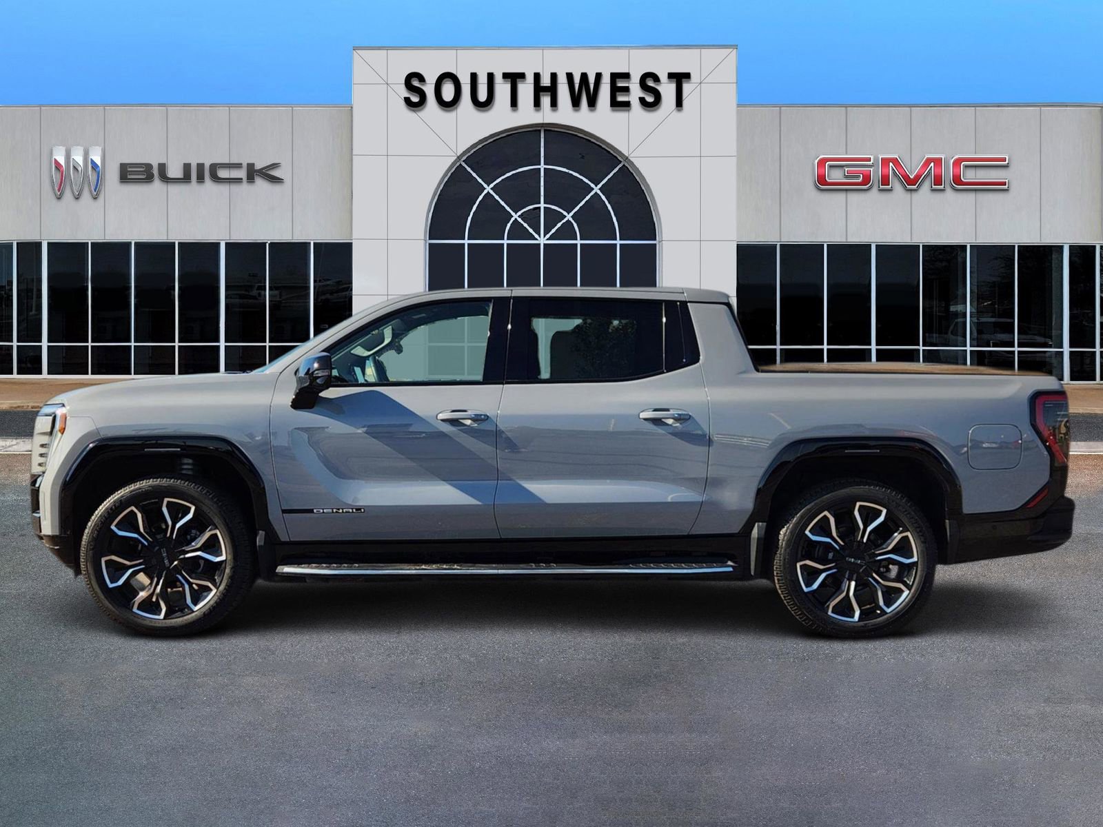 New 2025 GMC Sierra EV Denali AWD/4WD image 3