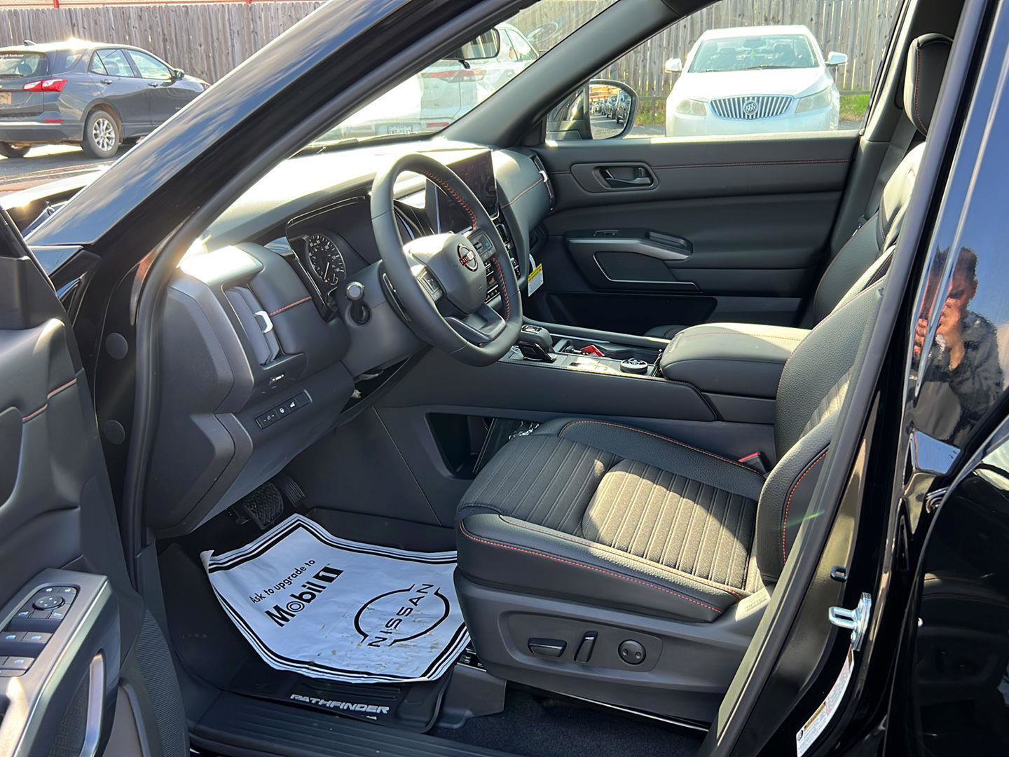 New 2026 Nissan Pathfinder Rock Creek w/ Rock Creek Premium Package AWD/4WD image 12