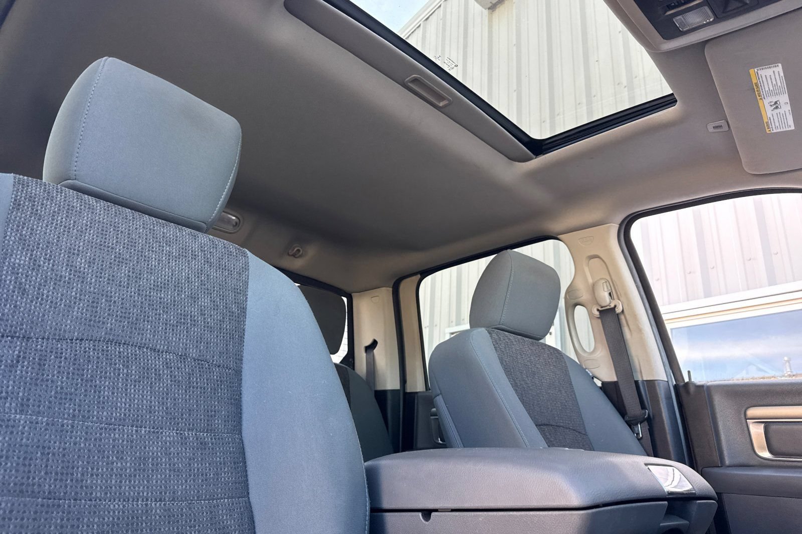 Used 2017 RAM 3500 Big Horn w/ Sport Appearance Group AWD/4WD image 16