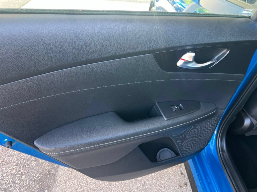 Certified 2022 Kia Forte GT-Line FWD image 10