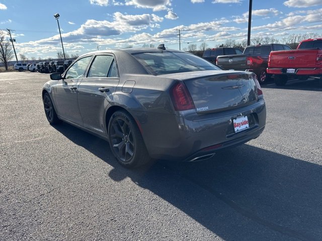 Used 2023 Chrysler 300 S image 10